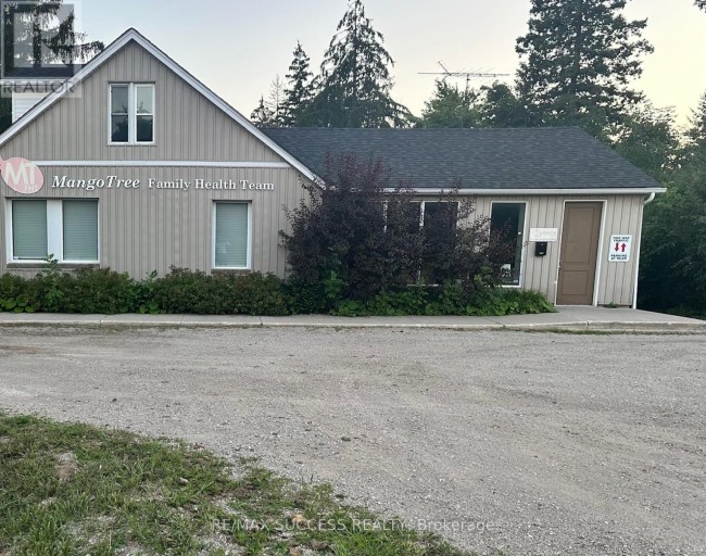 B - 28 BROCK ROAD N, Puslinch (Aberfoyle), Ontario, N1H6H9