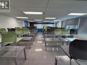 301,303-308 - 265 YORKLAND BOULEVARD Toronto (Henry Farm) Ontario photo 13