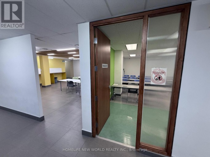 301,303-308 - 265 YORKLAND BOULEVARD, Toronto (Henry Farm), Ontario, M2J1S5