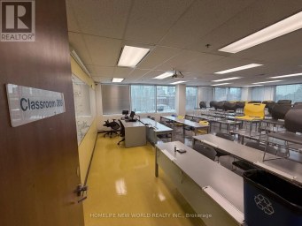 301,303-308 - 265 YORKLAND BOULEVARD Toronto (Henry Farm) Ontario photo 37