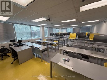 301,303-308 - 265 YORKLAND BOULEVARD Toronto (Henry Farm) Ontario photo 38