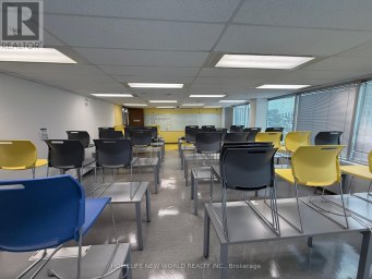 301,303-308 - 265 YORKLAND BOULEVARD Toronto (Henry Farm) Ontario photo 40