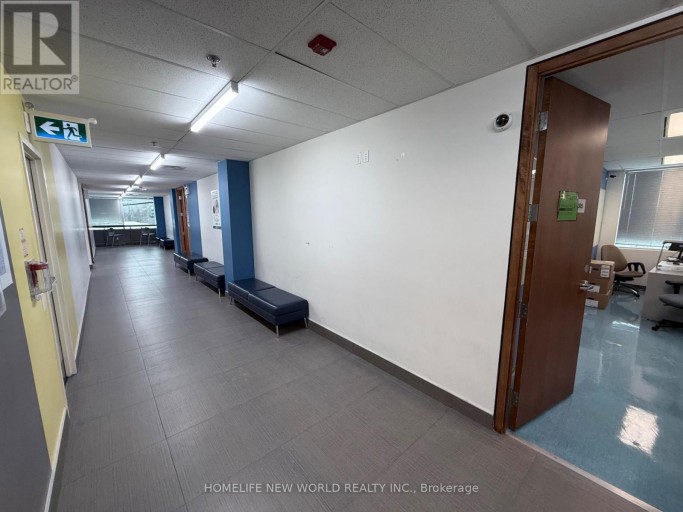 301,303-308 - 265 YORKLAND BOULEVARD, Toronto (Henry Farm), Ontario, M2J1S5