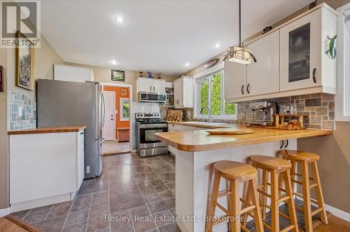 32 HOLLY TRAIL Puslinch (Puslinch Lake Settlement Areas) Ontario photo 16