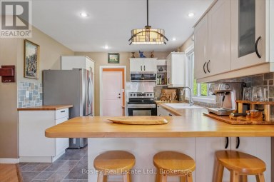 32 HOLLY TRAIL Puslinch (Puslinch Lake Settlement Areas) Ontario photo 17