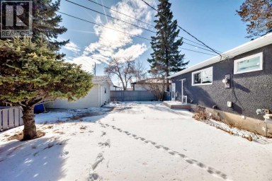 4936 45 Street SW Calgary Alberta photo 37