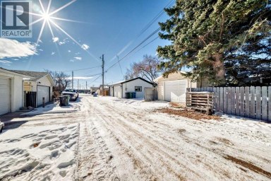 4936 45 Street SW Calgary Alberta photo 40