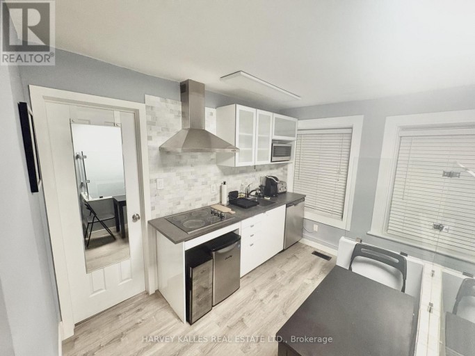 2 - 11 SAINT PATRICKS SQUARE, Toronto (Kensington-Chinatown), Ontario, M5T1W8
