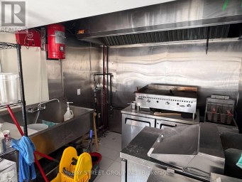364 HURON STREET Toronto (University) Ontario photo 4