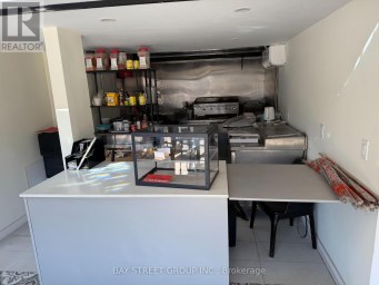 364 HURON STREET Toronto (University) Ontario photo 5