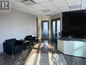 261 CHRISLEA ROAD Vaughan (East Woodbridge) Ontario photo 1
