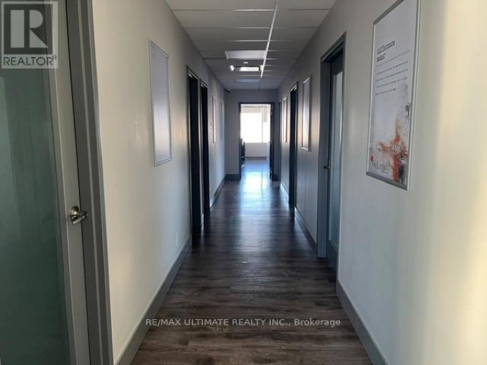 261 CHRISLEA ROAD, Vaughan (East Woodbridge), Ontario, L4L8S5