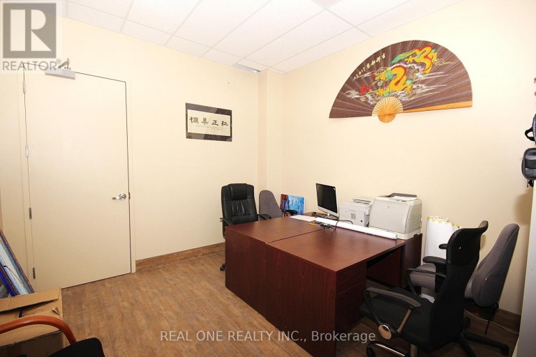 306 - 7130 WARDEN AVENUE, Markham (Milliken Mills West), Ontario, L3R1S2