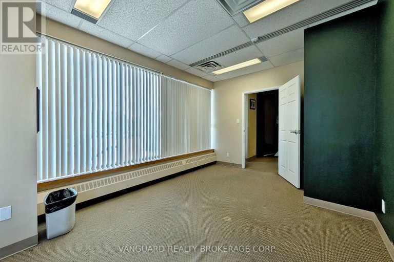 103 - 2227 SOUTH MILL WAY, Mississauga (Sheridan), Ontario, L5L3R6