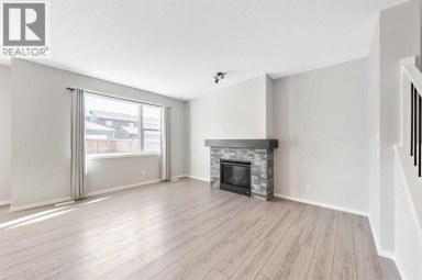 98 Lucas Crescent NW Calgary Alberta photo 17