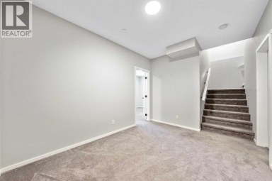 98 Lucas Crescent NW Calgary Alberta photo 43