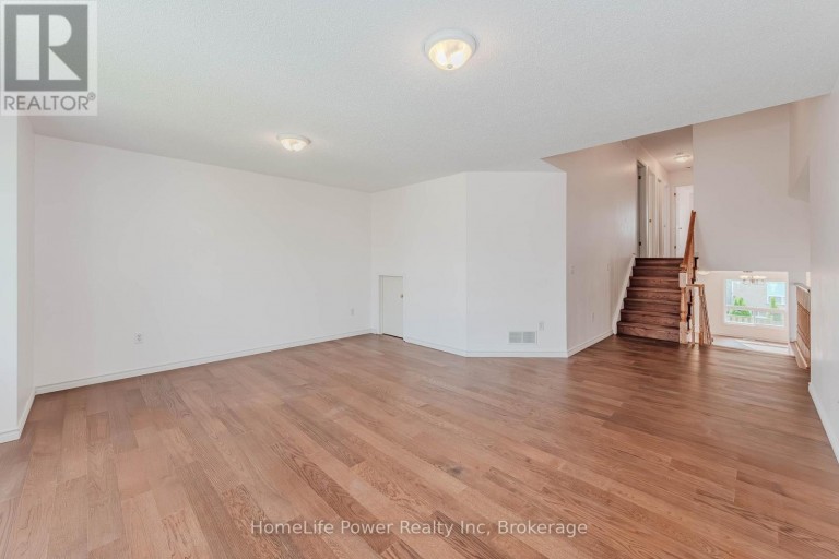 4 DARLING CRESCENT, Guelph (Pineridge/Westminster Woods), Ontario, N1L1P9