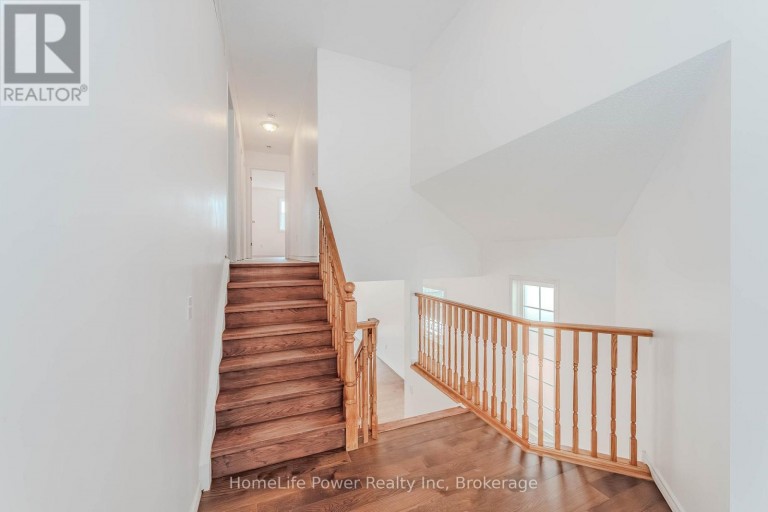 4 DARLING CRESCENT, Guelph (Pineridge/Westminster Woods), Ontario, N1L1P9