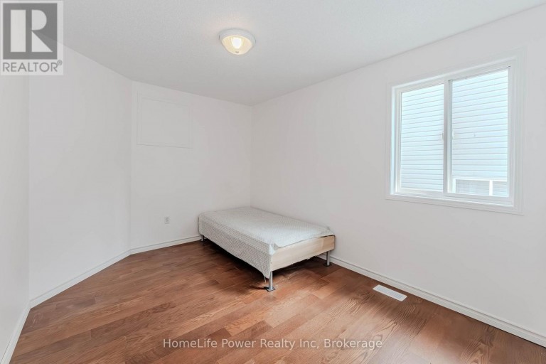 4 DARLING CRESCENT, Guelph (Pineridge/Westminster Woods), Ontario, N1L1P9