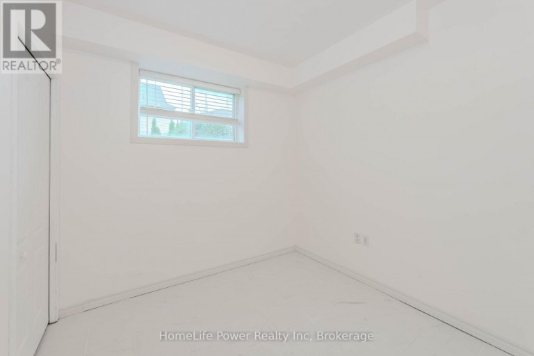 4 DARLING CRESCENT, Guelph (Pineridge/Westminster Woods), Ontario, N1L1P9