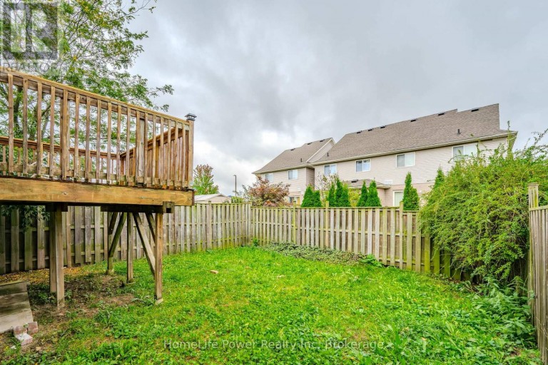 4 DARLING CRESCENT, Guelph (Pineridge/Westminster Woods), Ontario, N1L1P9