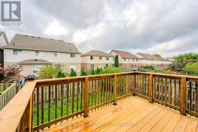 4 DARLING CRESCENT, Guelph (Pineridge/Westminster Woods), Ontario, N1L1P9