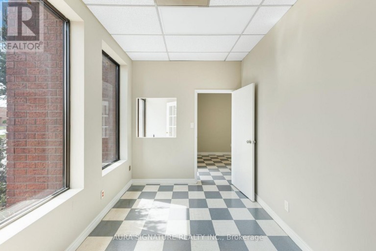 6 - 176 RIVERMEDE ROAD, Vaughan (Concord), Ontario, L4K3M7