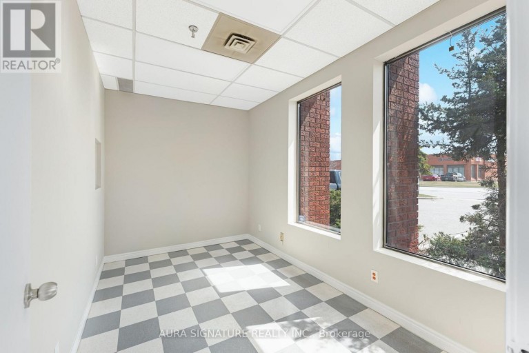 6 - 176 RIVERMEDE ROAD, Vaughan (Concord), Ontario, L4K3M7