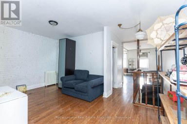 16 (3RD) - 497 BLOOR STREET W Toronto (University) Ontario photo 13