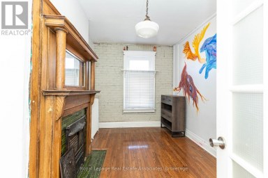 16 (3RD) - 497 BLOOR STREET W Toronto (University) Ontario photo 15