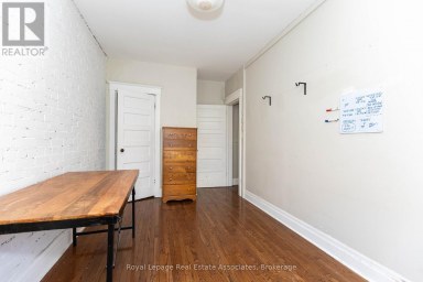 16 (3RD) - 497 BLOOR STREET W Toronto (University) Ontario photo 18