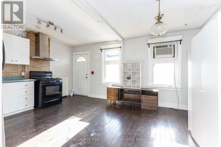 16 (3RD) - 497 BLOOR STREET W, Toronto (University), Ontario, M5S1Y2
