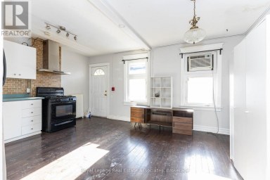 16 (3RD) - 497 BLOOR STREET W Toronto (University) Ontario photo 2