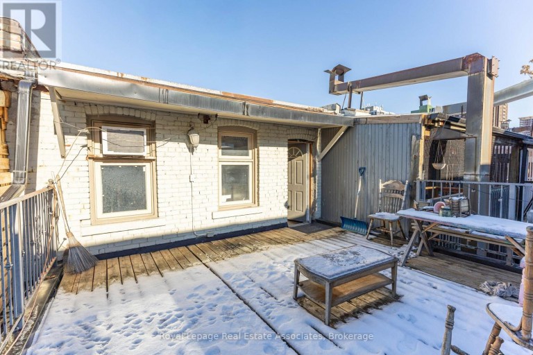 16 (3RD) - 497 BLOOR STREET W, Toronto (University), Ontario, M5S1Y2