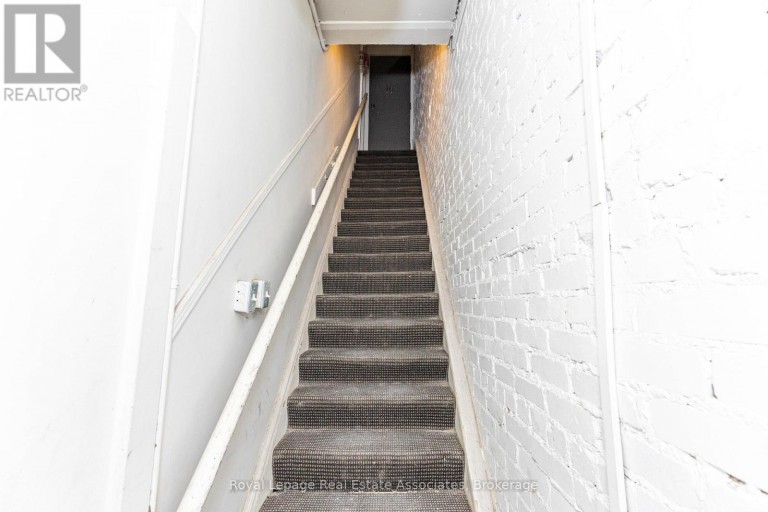 16 (3RD) - 497 BLOOR STREET W, Toronto (University), Ontario, M5S1Y2