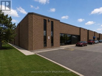 81 ST REGIS CRESCENT S Toronto (York University Heights) Ontario photo 1