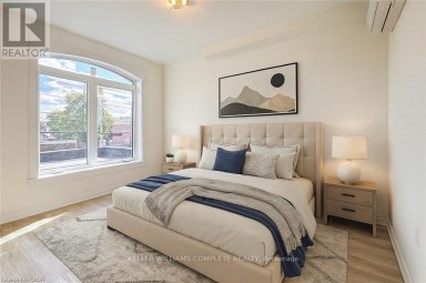 2 - 76 WENTWORTH STREET S Hamilton (Stinson) Ontario photo 1