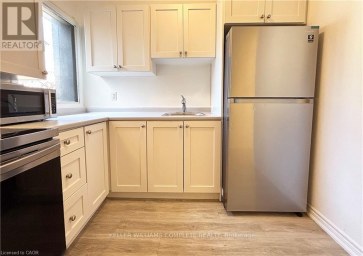 2 - 76 WENTWORTH STREET S Hamilton (Stinson) Ontario photo 9