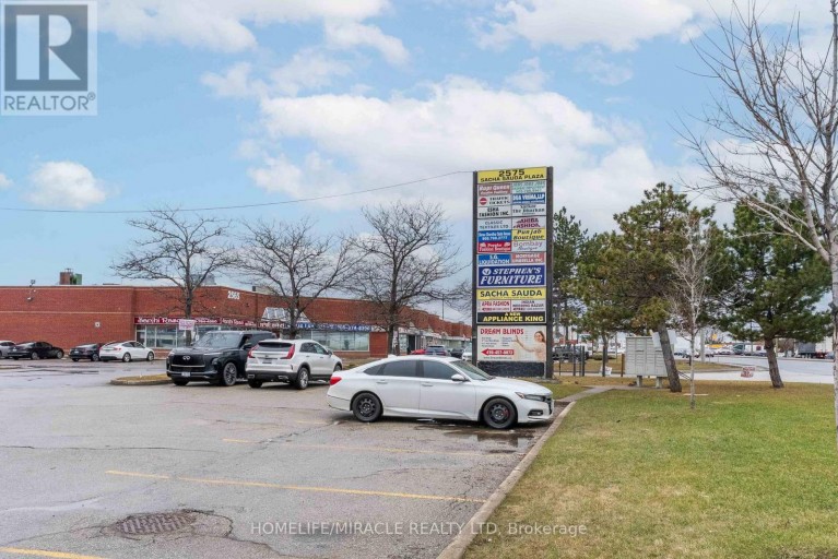 9 - 2575 STEELES AVENUE E, Brampton (Steeles Industrial), Ontario, L6T5T1