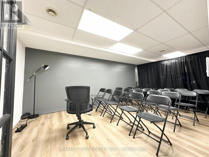 LOWER - 901 YONGE STREET, Toronto (Rosedale-Moore Park), Ontario, M4W2H2