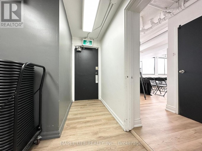 LOWER - 901 YONGE STREET, Toronto (Rosedale-Moore Park), Ontario, M4W2H2