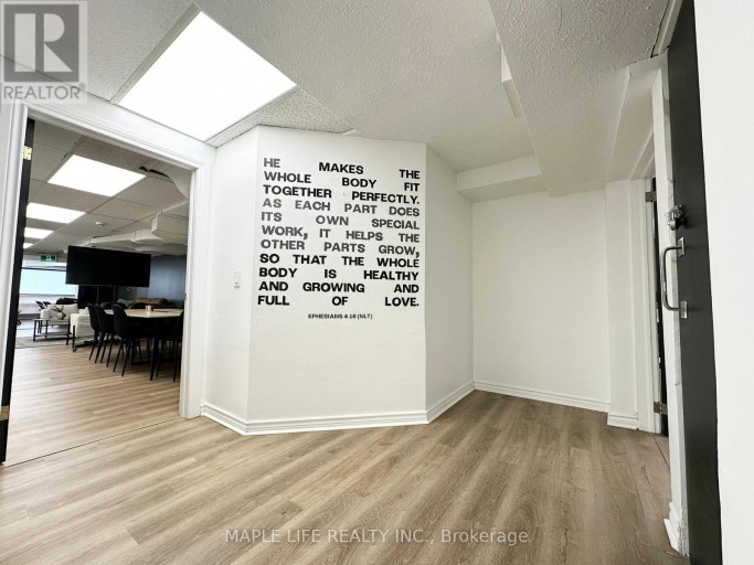 LOWER - 901 YONGE STREET, Toronto (Rosedale-Moore Park), Ontario, M4W2H2