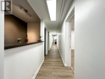 LOWER - 901 YONGE STREET Toronto (Rosedale-Moore Park) Ontario photo 4
