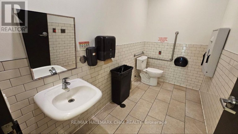 M2 - 347 CUNDLES ROAD E, Barrie (Little Lake), Ontario, L4M7E5