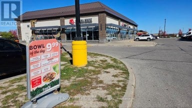 M2 - 347 CUNDLES ROAD E Barrie (Little Lake) Ontario photo 4