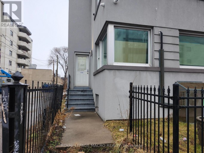 LOWER - 357 MAIN STREET E, Hamilton (Landsdale), Ontario, L8N1J4