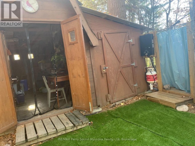 39 WEBER ROAD, Parry Sound Remote Area (McConkey), Ontario, P0H1S0