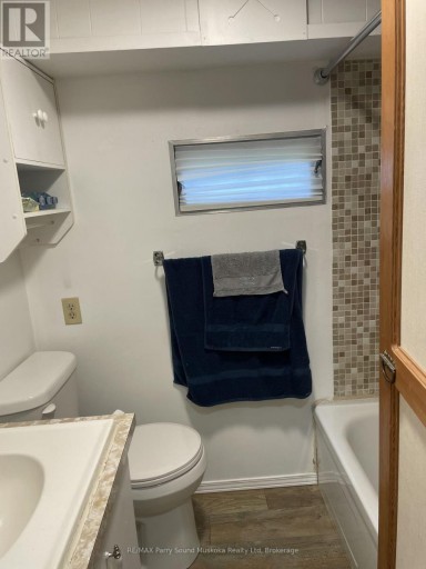 39 WEBER ROAD, Parry Sound Remote Area (McConkey), Ontario, P0H1S0