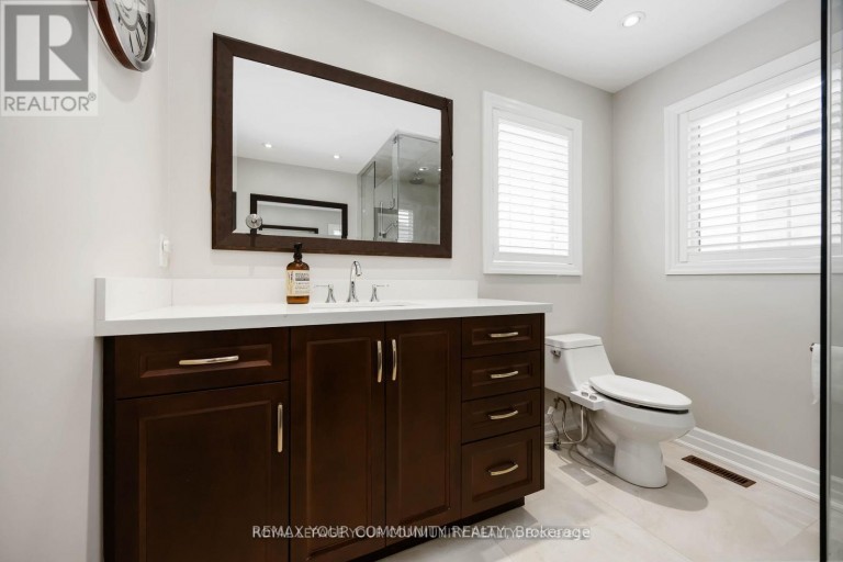 57 TURNING LEAF DRIVE, Vaughan (Sonoma Heights), Ontario, L4H2J5