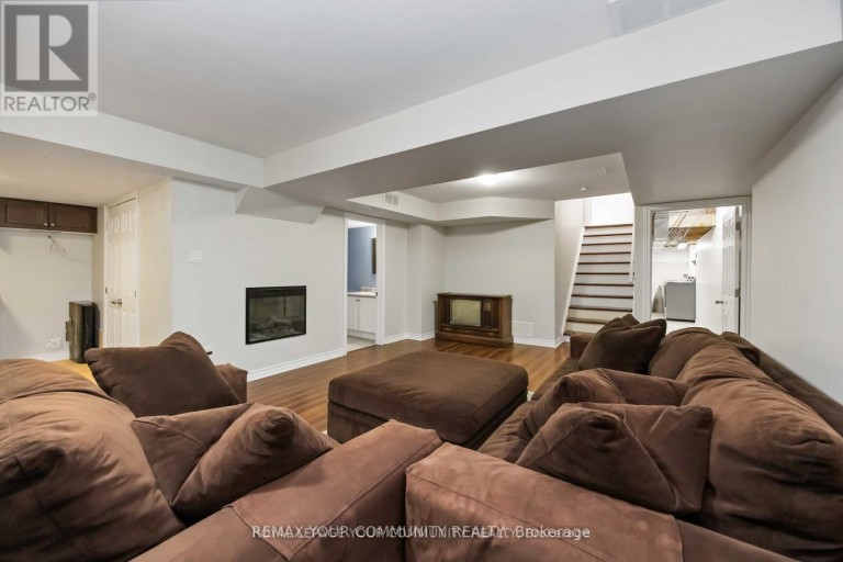 57 TURNING LEAF DRIVE, Vaughan (Sonoma Heights), Ontario, L4H2J5
